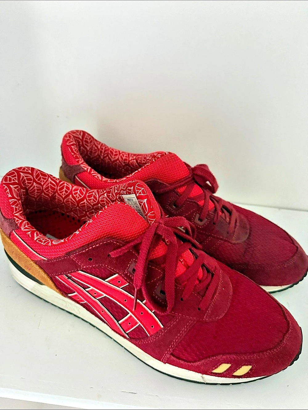 ASICS Gel-Lyte III Burgundy / Fiery Red Sneakers Red & Brown US 12